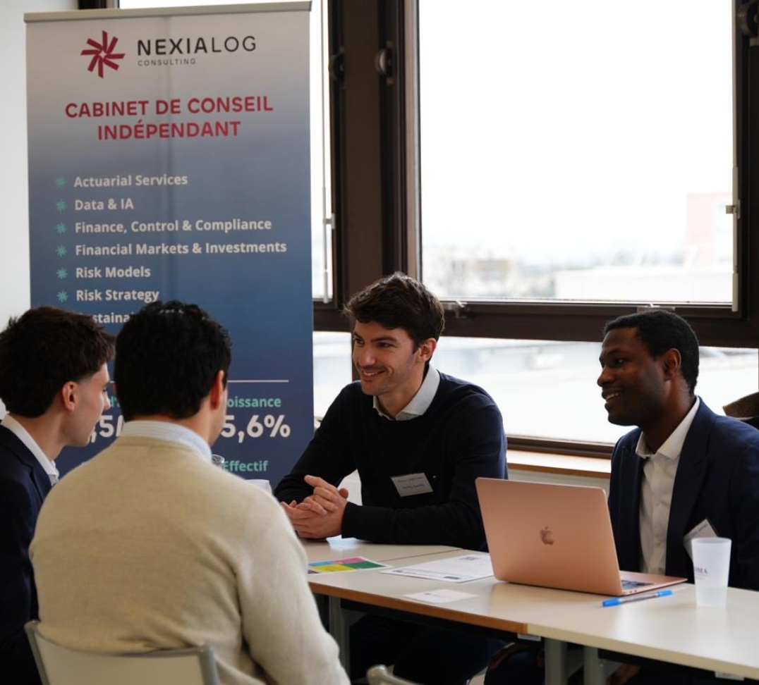 Retour en images sur la tournée des forums écoles Nexialog Consulting 2025-2026 : Rennes, Brest, Reims, Paris, Lyon, Grenoble et Strasbourg"